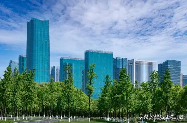 为何浙江省金华市如此疯狂造城，昂贵的金华房价与金华市城市格局