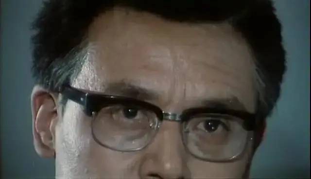 38年前，潘虹饰演的这位眼科医生，不该被遗忘